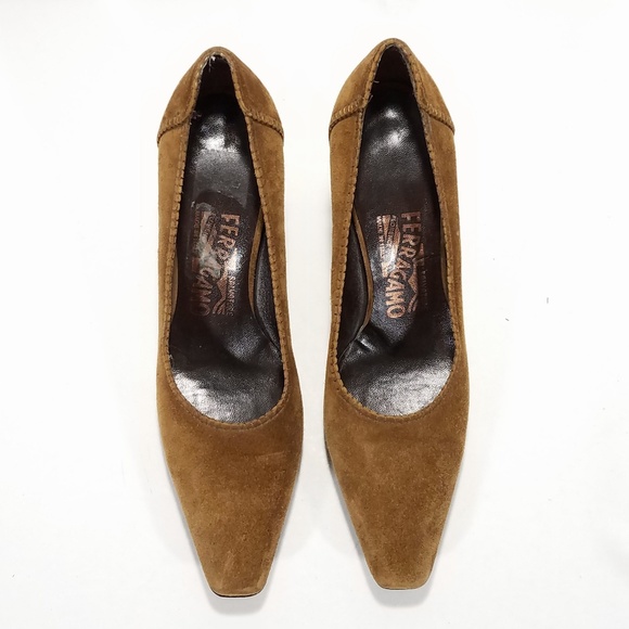 Ferragamo Whip-Stitched Suede Pumps Made in Italy - Picture 4 of 8